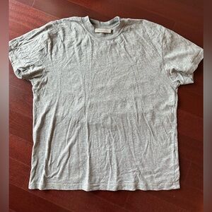 Essentials Tshirt Grey